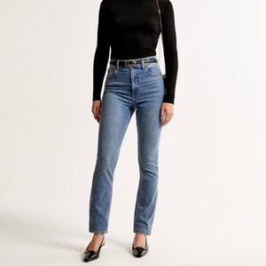 The 90s Slim Straight Ultra High Rise - Curve Love